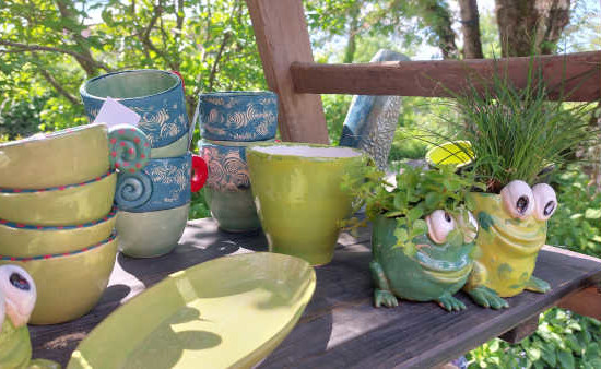 brännpunkt-Keramik im Garten