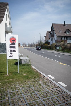 Schild der Töpferwerkstatt Brännpunkt